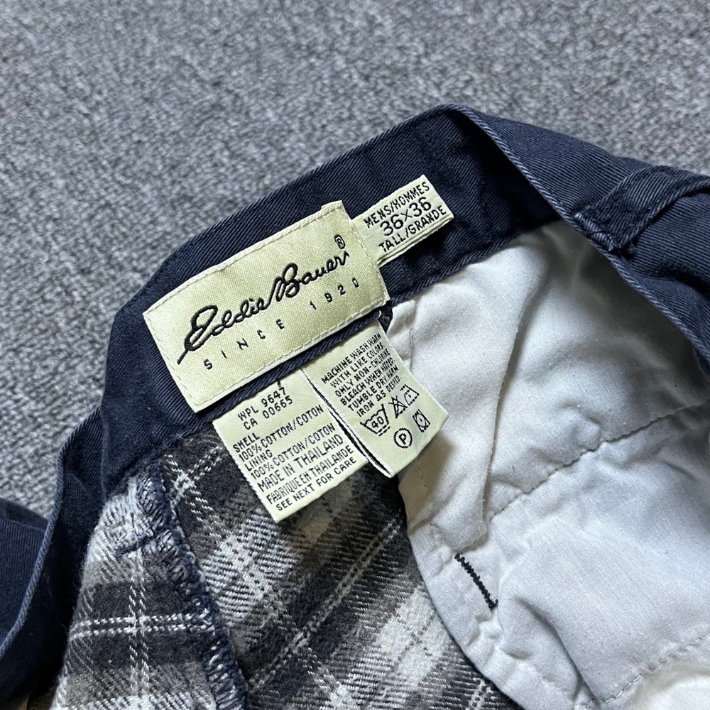 Vintage Eddie Bauer Chino Pants 36x36 Navy Blue Flannel Lined Pleated 90s Tall - Picture 3 of 7